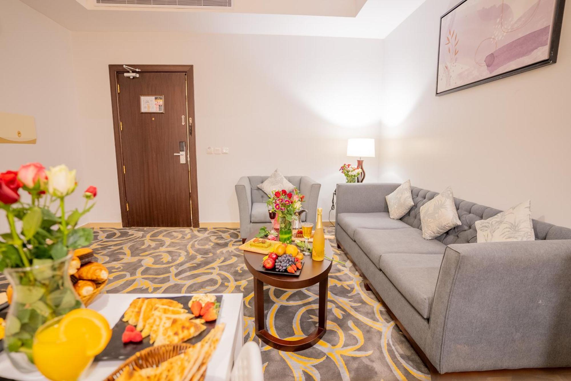Laten Suites Al Naseem Джедда Экстерьер фото