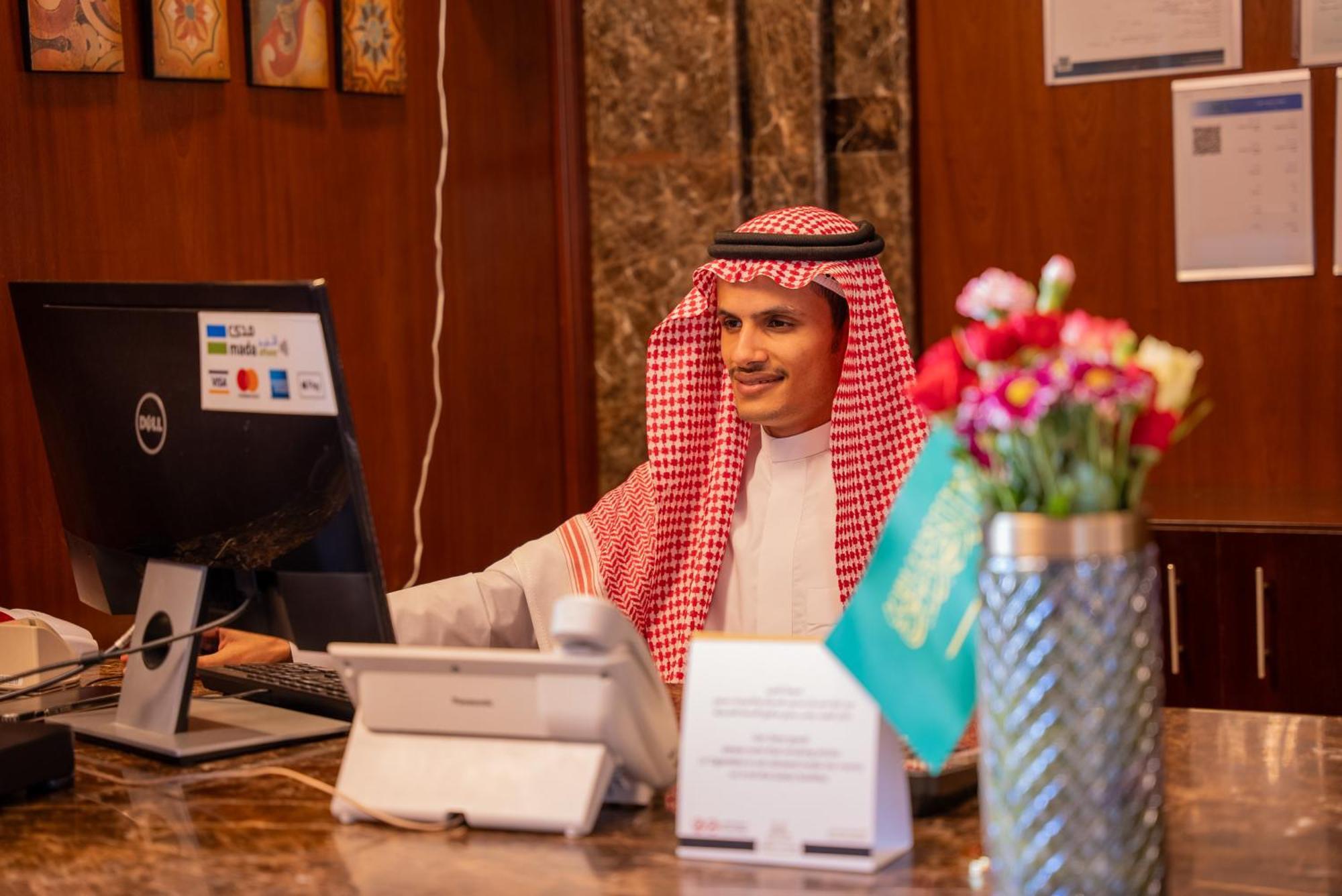 Laten Suites Al Naseem Джедда Экстерьер фото