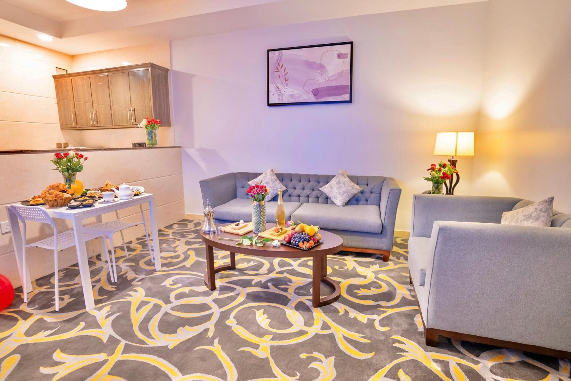 Laten Suites Al Naseem Джедда Экстерьер фото